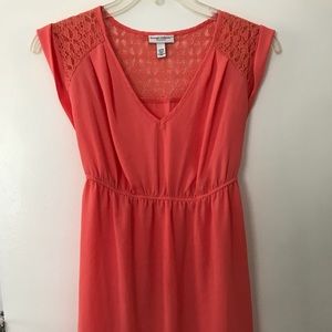 Liz Lange Maternity blouse